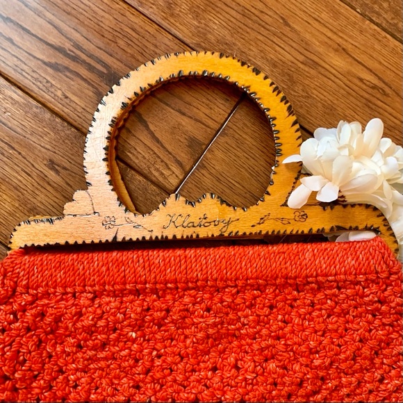 Vintage Woven Crochet Bag with Wood Handles - Picture 4 of 5